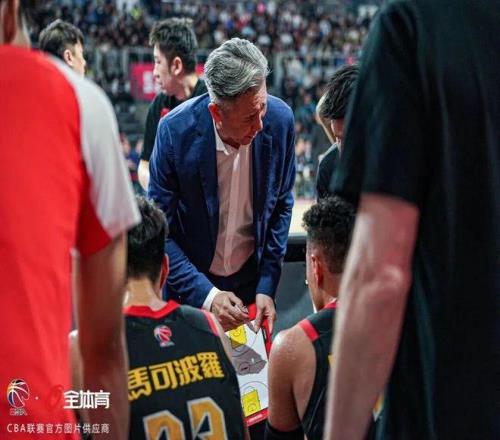 CBA,西蒙斯闪电,式上篮一击,678体育平台,678体育官方网站,678体育登录入口,678体育app下载